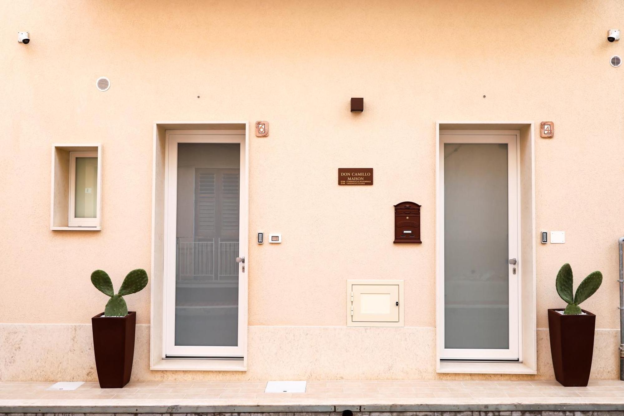 Don Camillo Maison อาโวลา ภายนอก รูปภาพ